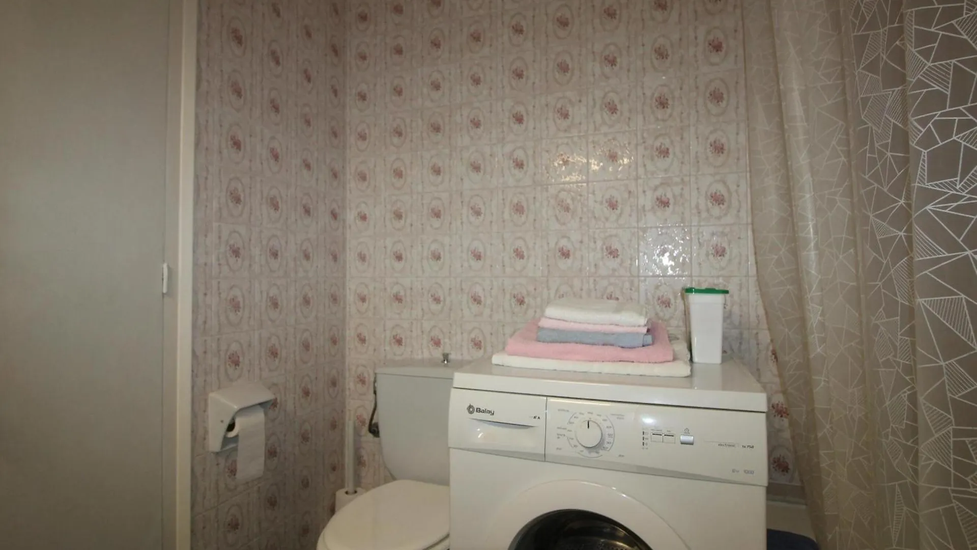 Holiday home Cabioni 4 - Amplia Casa Adosada Con Piscina Comunitaria Abierta De Junio A Septiembre, Situada A Pocos Metros De La Playa De Grifeu - Es-228-196 Llanca